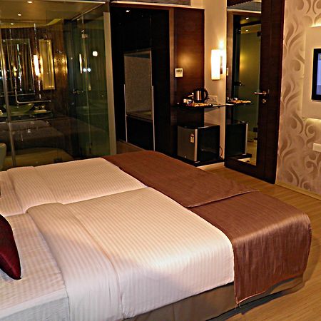 Sentosa Resorts Chinchvad Bagian luar foto