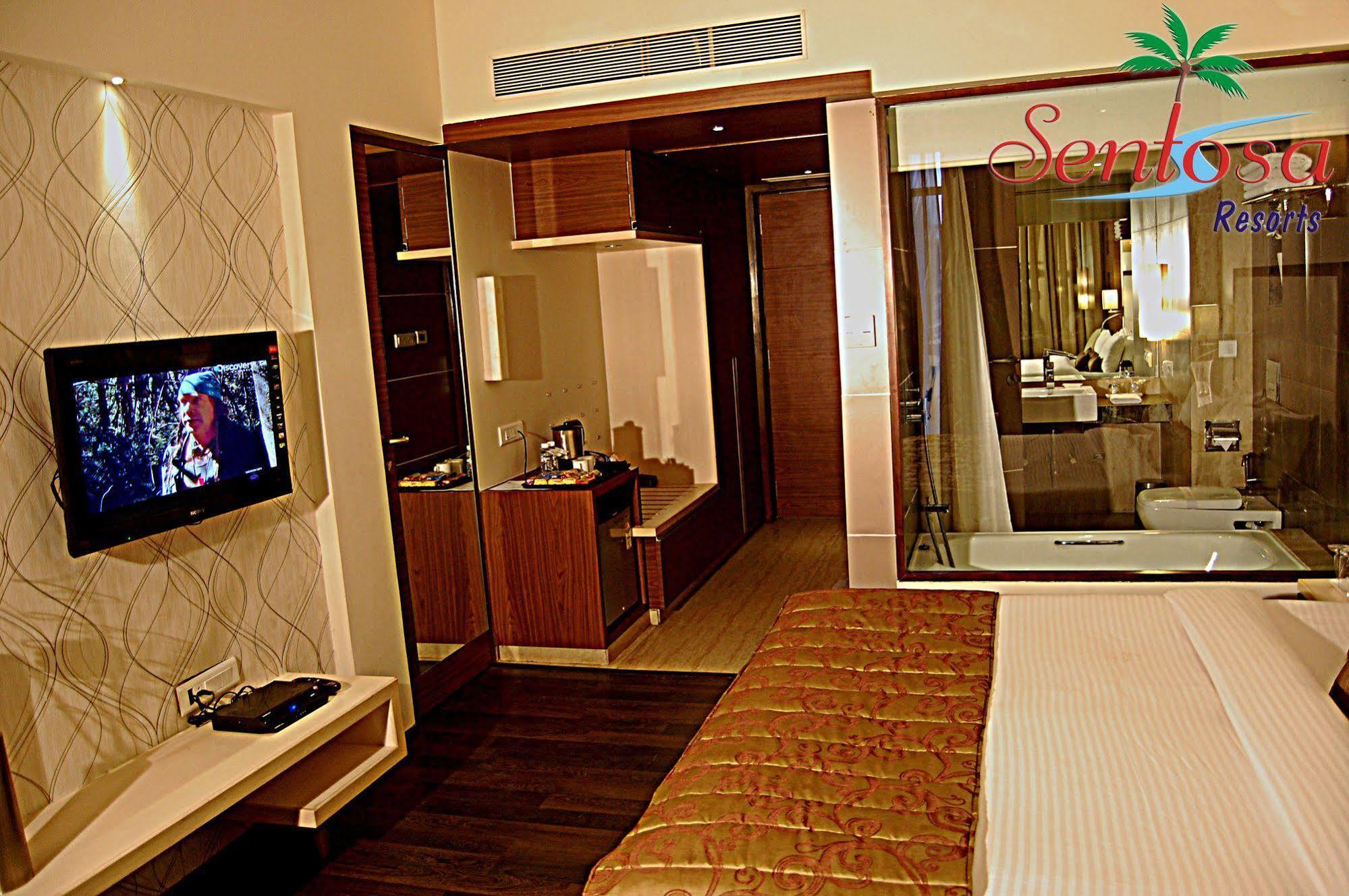 Sentosa Resorts Chinchvad Bagian luar foto